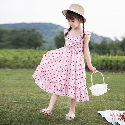 Ежедневна детска рокля с къс ръкав в розов цвят на точки