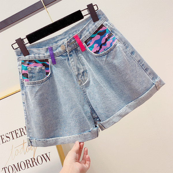 Pantaloni scurți de damă cu talie înaltă