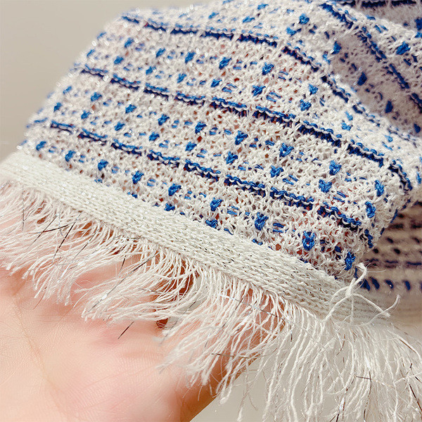 Női felső, kerek nyakkivágással, három színben