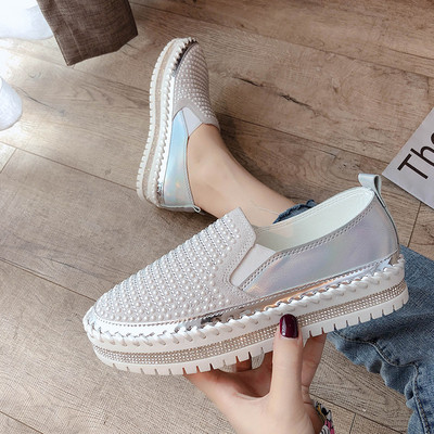 Alkalmi női cipő kövekkel ezüst és fekete színben