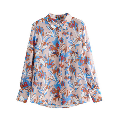 Дамска риза с дълъг ръкав и класическа яка в бежов цвят и флорален десен