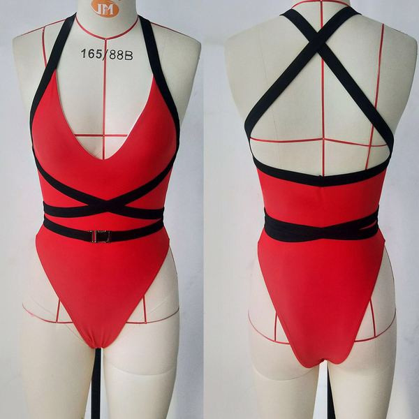 Costum de baie complet cu decolteu în V și curea în roșu, albastru și alb