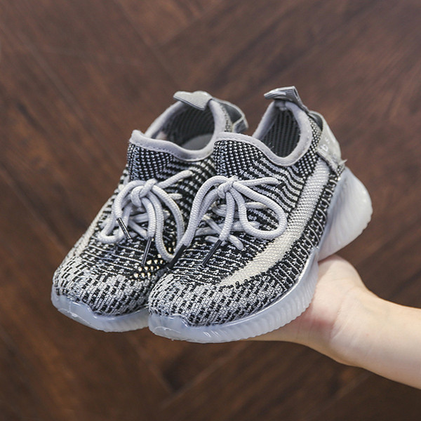 Gyermek tornacipő fiúknak és lányoknak két színben