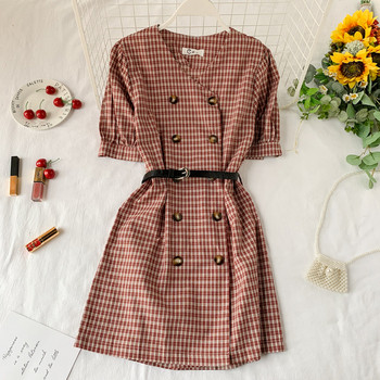 Ежедневна дамска карирана рокля с къс ръкав и копчета в два цвята