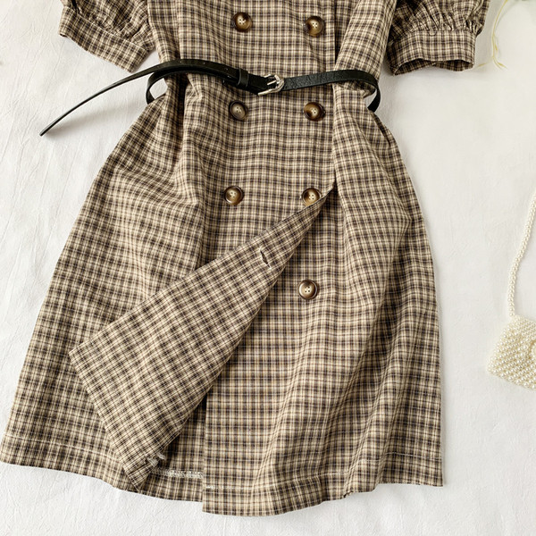 Ежедневна дамска карирана рокля с къс ръкав и копчета в два цвята