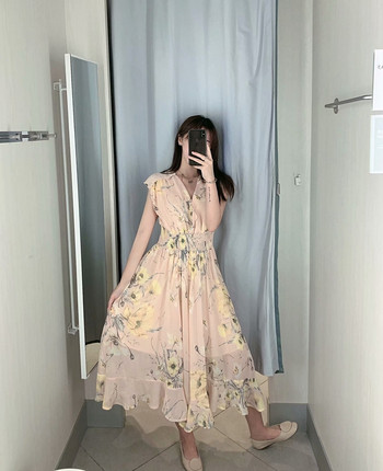 Дамска рокля от шифон с ластик на талията с флорален десен