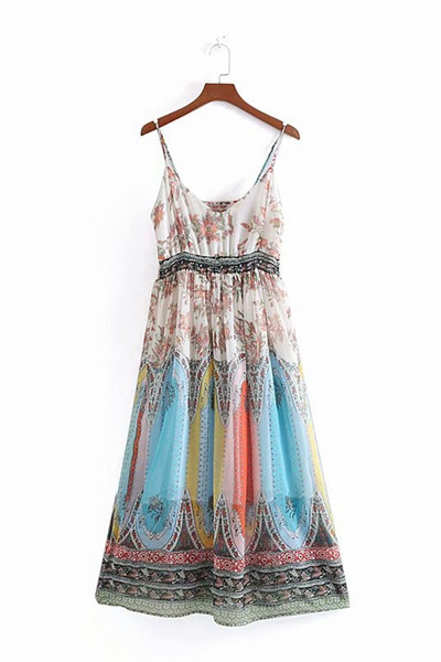 Дамска рокля от шифон с тънки презрамки и ластик на талията