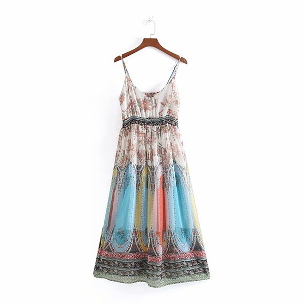 Дамска рокля от шифон с тънки презрамки и ластик на талията