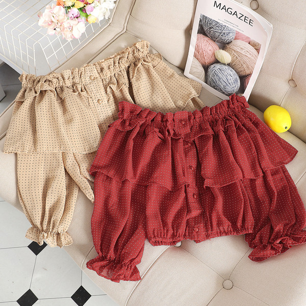 Bluză de damă modernă cu mâneci căzute în mai multe culori de puncte