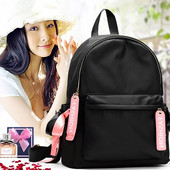 Modern női hátizsák fekete és rózsaszín színben