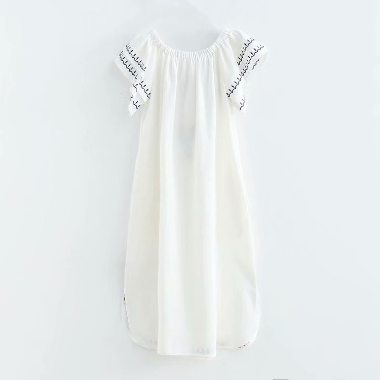 Rochie casual cu broderie potrivita pentru o plaja in trei culori