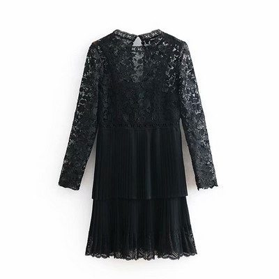 Rochie eleganta neagra cu dantela si fund plisat