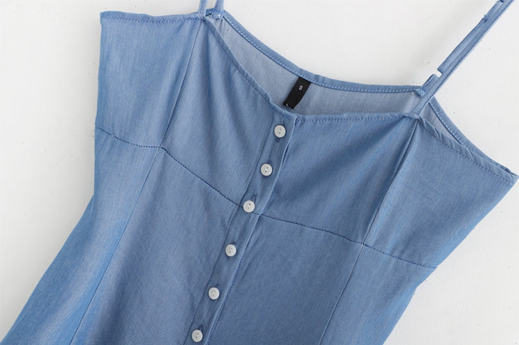 Maieu zilnic cu bretele subțiri și nasturi în albastru