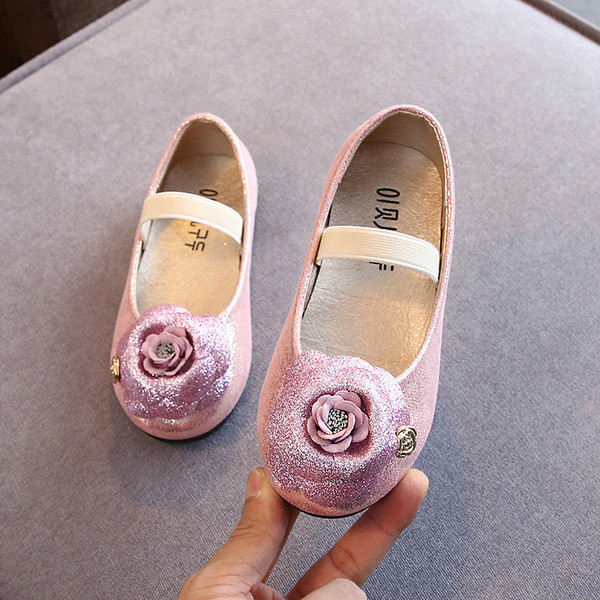 Pantofi eleganti pentru copii pentru fete in trei culori cu element 3D