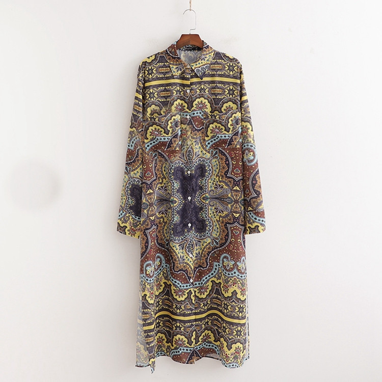 Rochie lungă de damă cu fante laterale și mâneci lungi