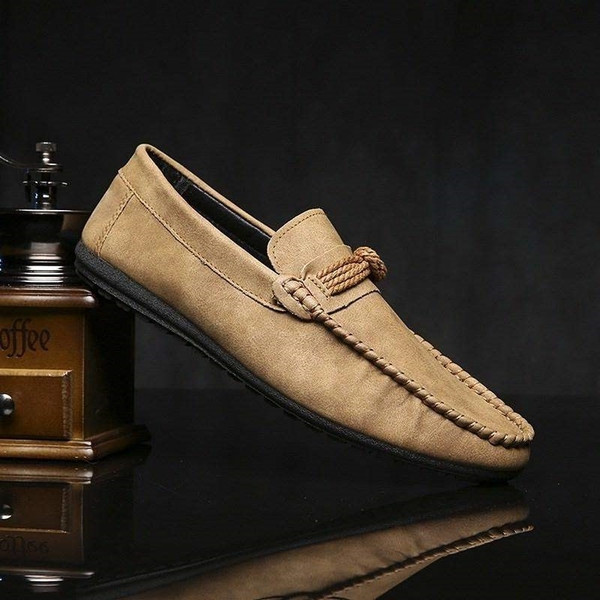 Mocasini moderni pentru barbati in doua culori