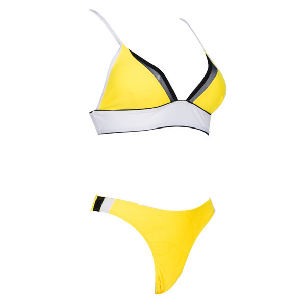 Дамски бански костюм с триъгълно  горнище в жълт цвят