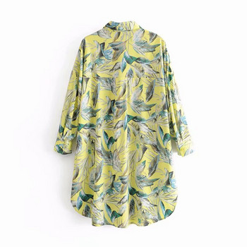 Рокля с копчета по цялата дължина и джобове с флорален десен