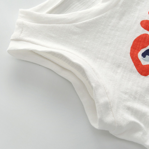 Maieu pentru copii alb cu aplicatie pentru baieti