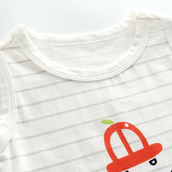 Maieu pentru copii cu aplicație colorată - pentru băieți