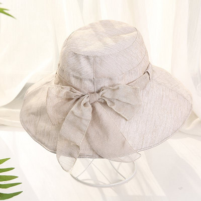 Дамска шапка в четири цвята с панделка