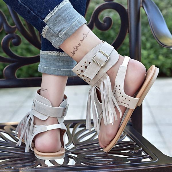 Sandale casual dama cu franjuri in trei culori si talpa plata