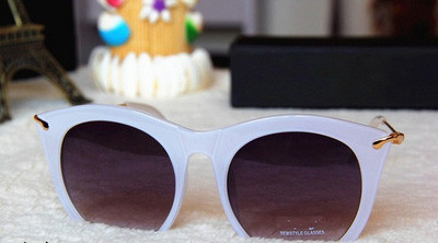 Ochelari de soare de zi cu zi pentru femei în șapte culori