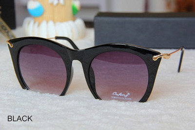 Ochelari de soare de zi cu zi pentru femei în șapte culori