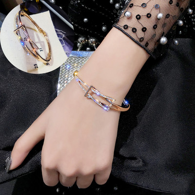 Bratara de dama actuala cu pietre in doua culori