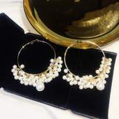 Cercei eleganti de dama - in culoare aurie cu perle