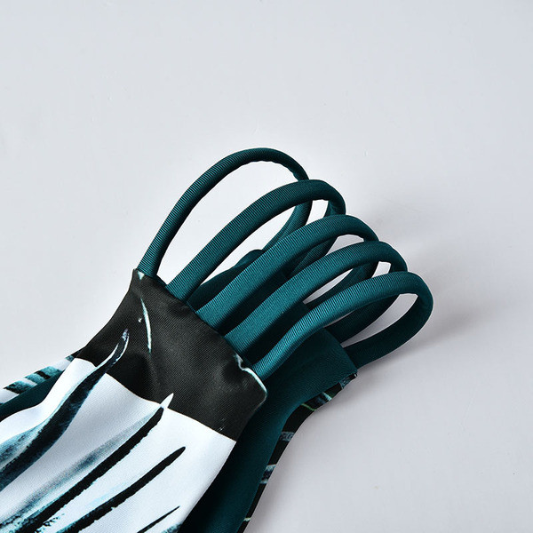 Costum de baie de dama modern cu motive florale in doua modele