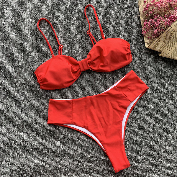 Costum de baie din doua piese in doua culori