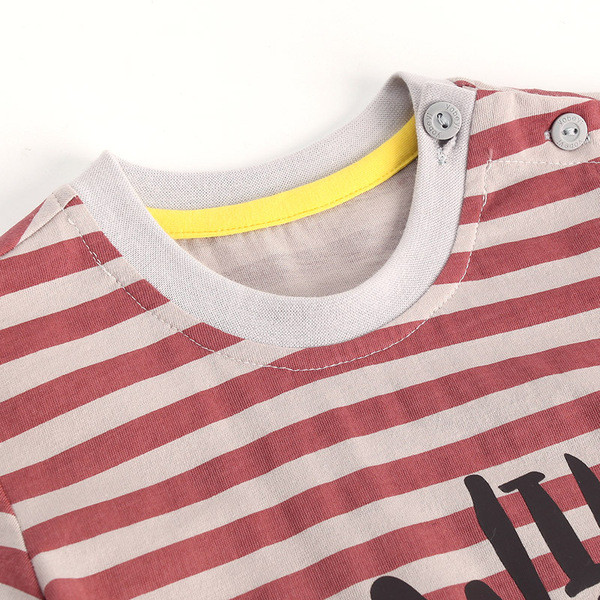 Tricou pentru copii cu nasturi si aplicatie-pentru baieti