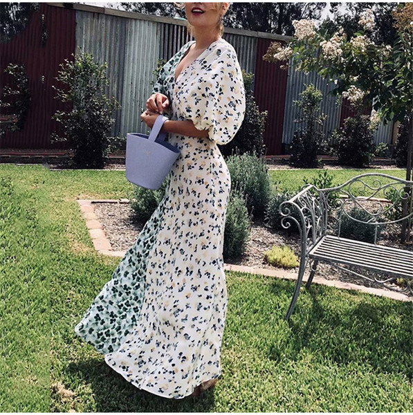 Rochie lungă de damă casual, cu decolteu adânc și mâneci scurte