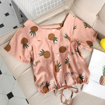 Bluză casual de damă cu mâneci scurte în două culori cu aplicație de ananas