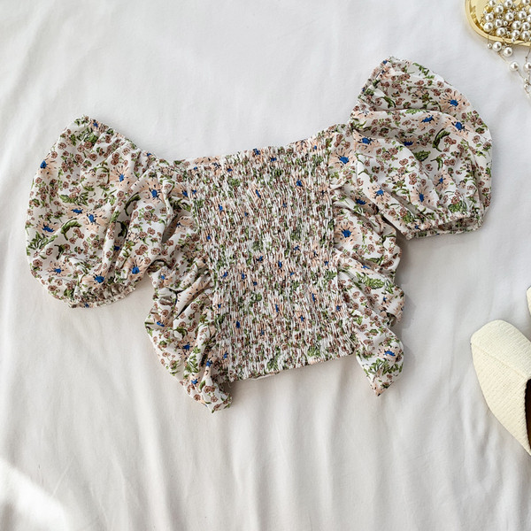 Bluza scurta de dama cu model floral in trei culori