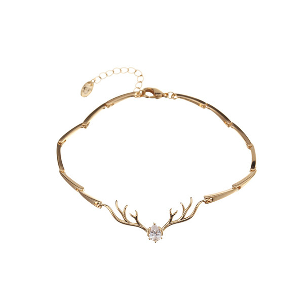 Модерна дамска гривна-в златист цвят