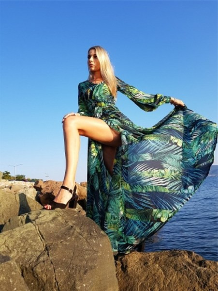 Rochie lunga de dama cu motive florale in mov si verde