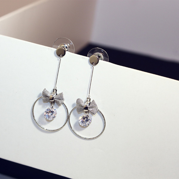 Model nou de cercei dama - in doua culori