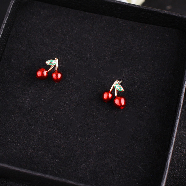 Cercei casual dama in rosu