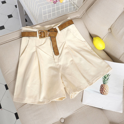 Pantaloni scurti de dama cu curea in mai multe culori