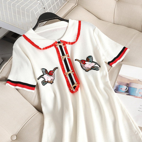 Rochie moderna de dama cu guler si broderie alb-negru