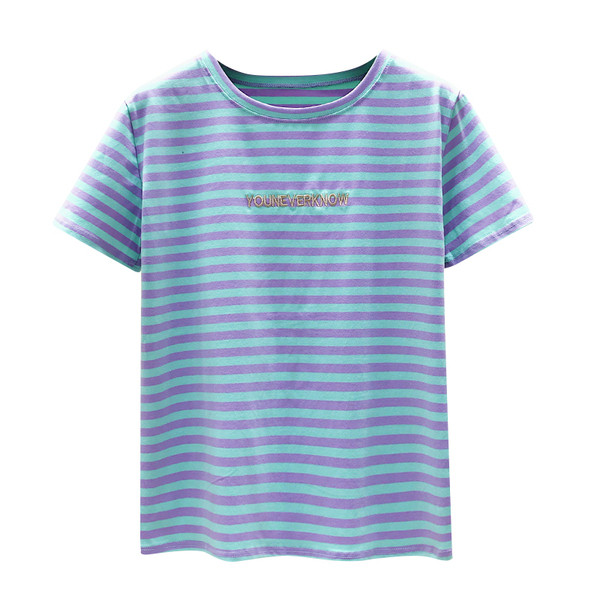 Tricou dama in dungi cu inscriptie in mai multe culori