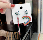 Cercei moderni de dama cu pietre - doua modele