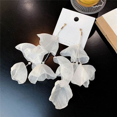 Cercei lungi de dama in galben si alb