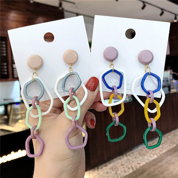 Cercei de dama actuali - in doua culori