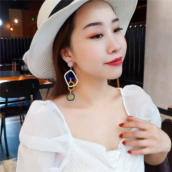 Cercei de dama actuali - in doua culori