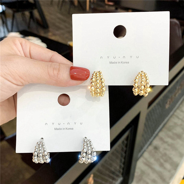 Aktuális női fülbevaló - arany és ezüst színben