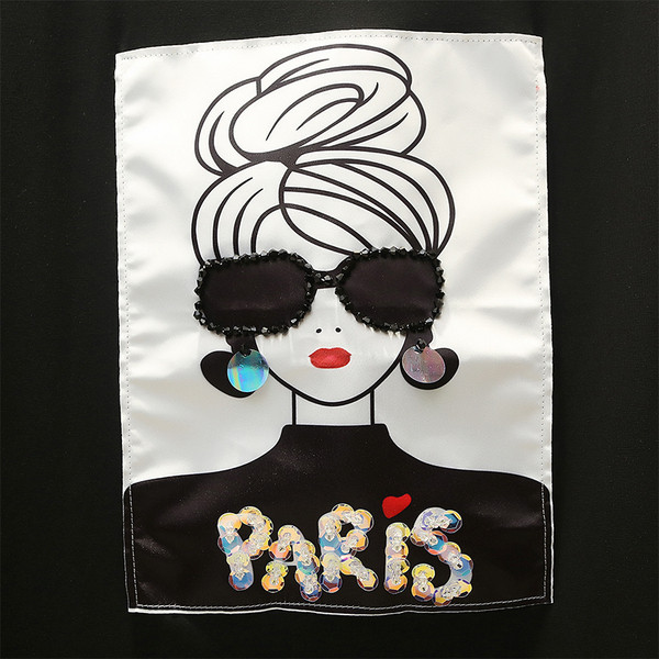 Tricou de dama modern cu imprimeu alb-negru