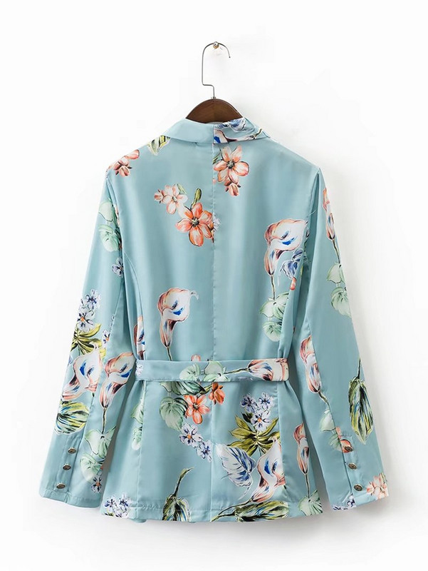 Geaca de dama cu model floral si maneci lungi